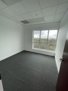 Suite 405