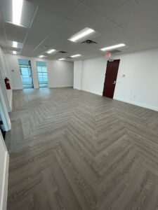 Suite 402