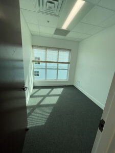 Suite 402